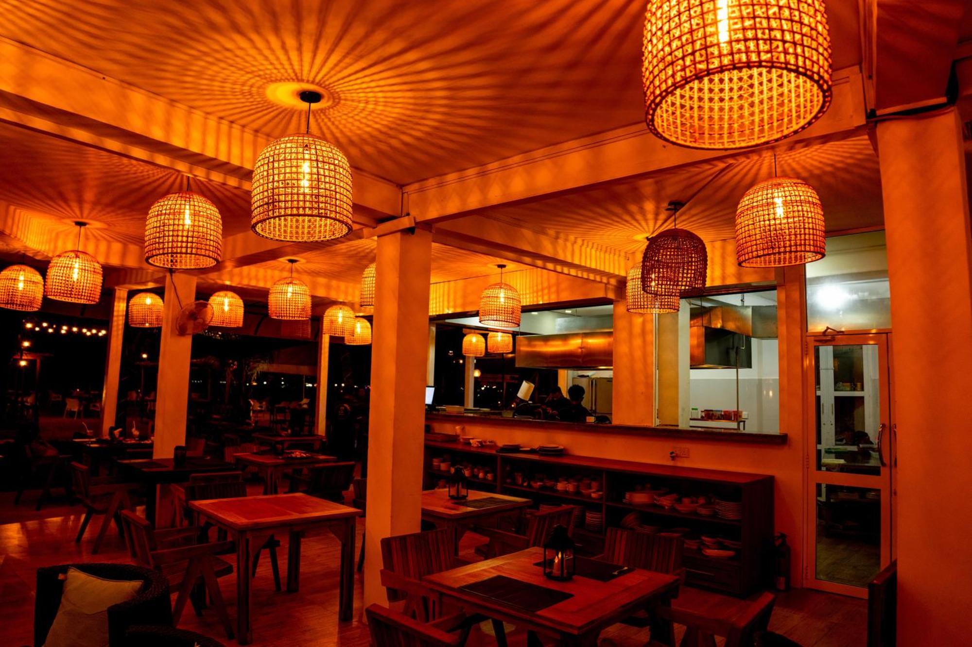 Peacock Beach Hotel Unawatuna Eksteriør bilde
