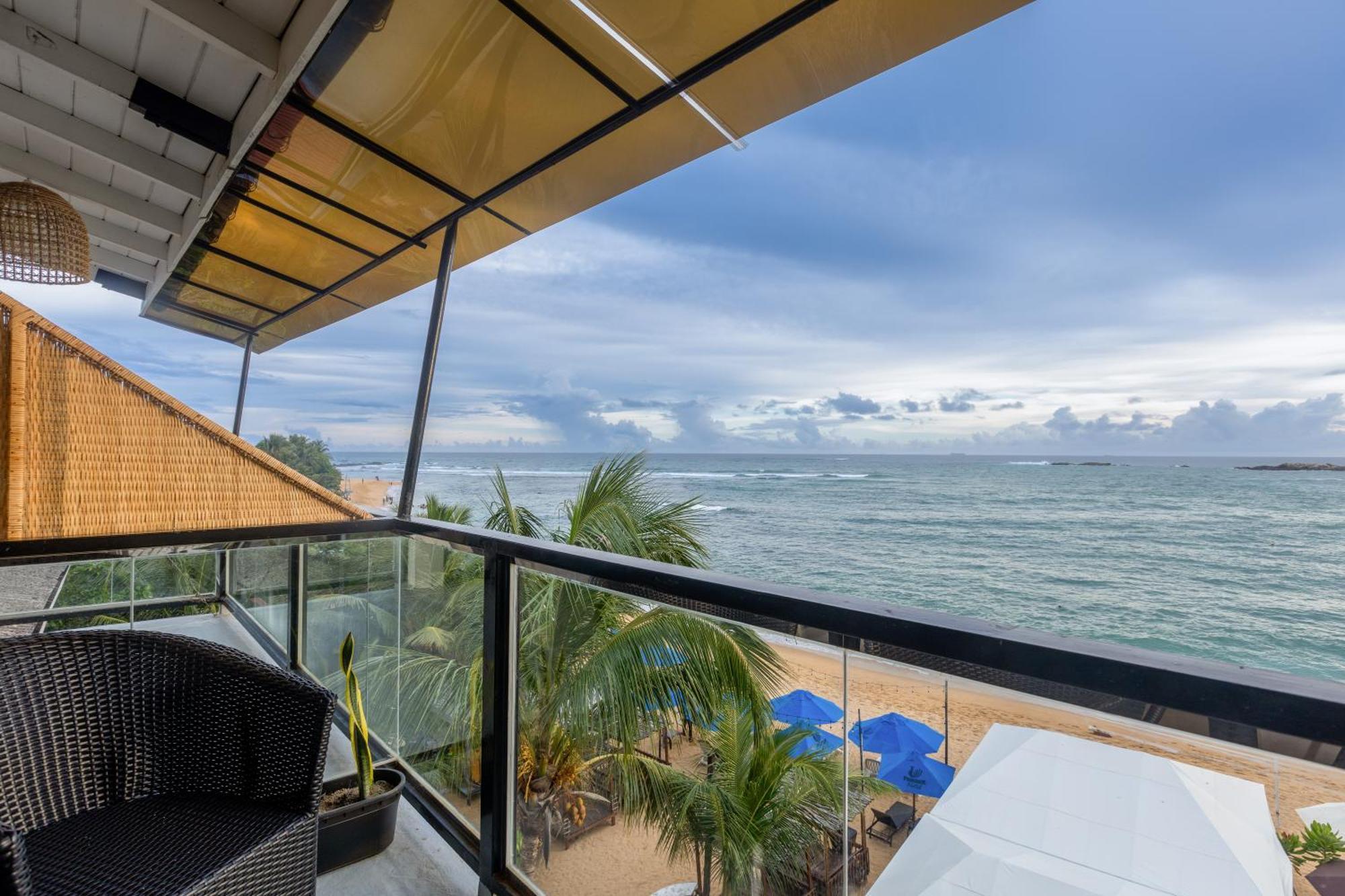 Peacock Beach Hotel Unawatuna Eksteriør bilde
