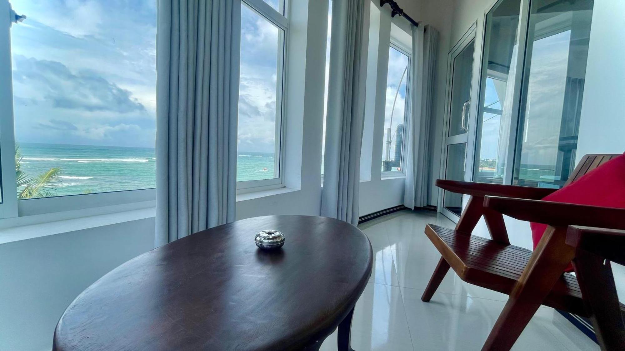 Peacock Beach Hotel Unawatuna Eksteriør bilde